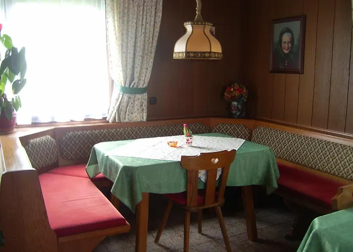 Gosaukammblick Oda ve Kahvaltı 3*